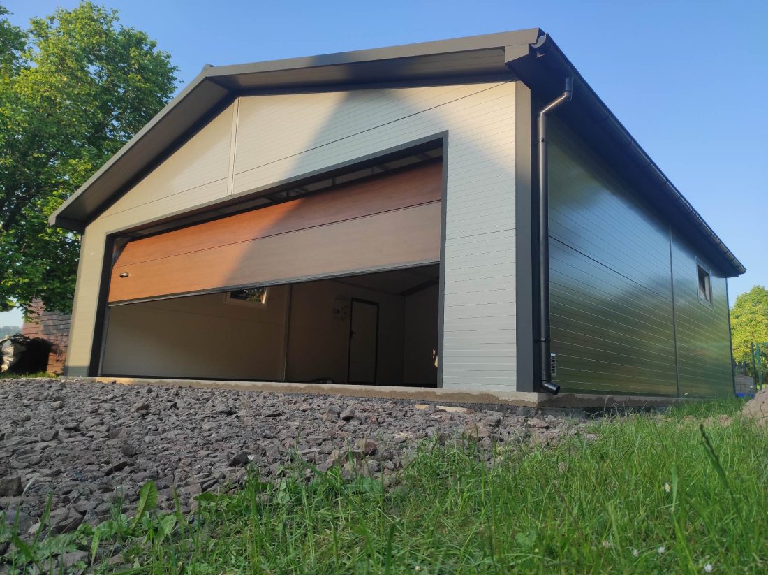 Jak wybrać idealny garaż blaszany? Porady przy wyborze blaszaka